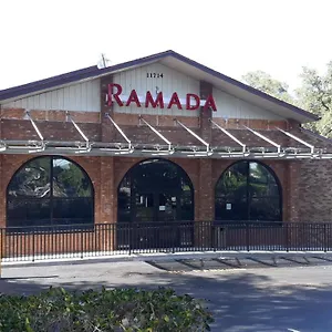 Hotel Ramada By Wyndham Temple Terrace/tampa North